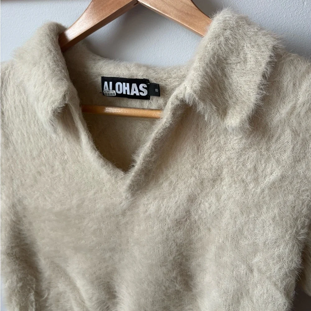 Alohas Maude Tricot Eyelash Sweater - Picture 5 of 5